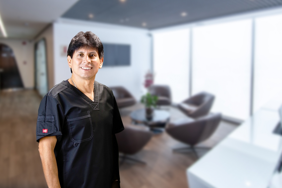 79-dr-dick-manrique-mansilla